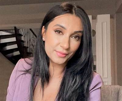 Tina Singh - Age, Family, Bio