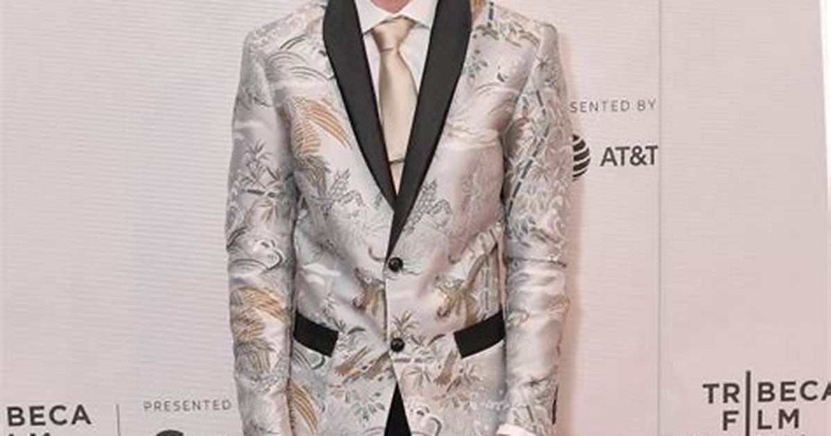 Toby Marlow Height, Weight, Net Worth, Age, Birthday, Wikipedia, Who, Instagram, Biography