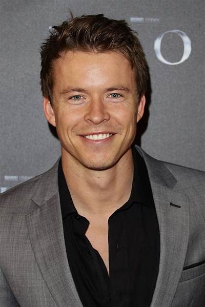 Todd Lasance Height, Weight, Net Worth, Age, Birthday, Wikipedia, Who, Nationality, Biography
