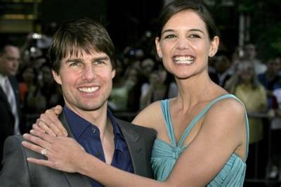 Tom Cruise and Katie Holmes Relationship Retrospective, a Photo Assumption