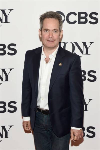 Tom Hollander Height, Weight, Net Worth, Age, Wiki, Who, Instagram, Biography