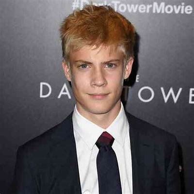 Tom Taylor Height, Weight, Net Worth, Age, Birthday, Wikipedia, Who, Nationality, Biography