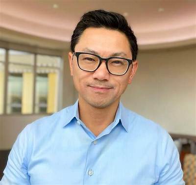 Tom Vu Bio (Wiki)