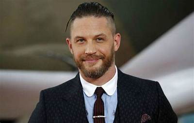 Tom Wells Height, Weight, Net Worth, Age, Birthday, Wikipedia, Who, Instagram, Biography