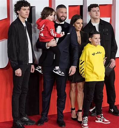 Tony Bellew Brother Liam Bellew, Sister and Mum