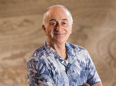 Tony Robinson Bio (Wiki)