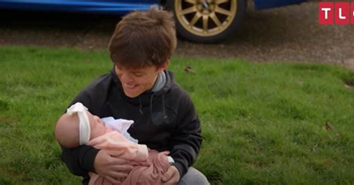 Tori Roloff Asks for Prayers as 1-Year-Old Son Is Going Through a 'Rough' Time