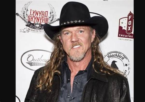 Trace Adkins Health Update: Is Trace Adkins Sick? What's Wrong with Trace Adkins? Does Trace Adkins Have Cancer? Is Trace Adkins Married? How Tall Is Trace Adkins?