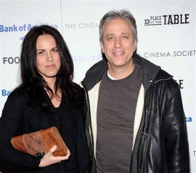 Tracey Mcshane Wiki Biography. Who Is Jon Stewart’s Wife?