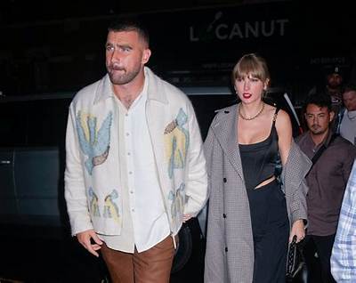 Travis Kelce 'Snubbed' by Taylor Swift Fans in Honest Reddit Survey