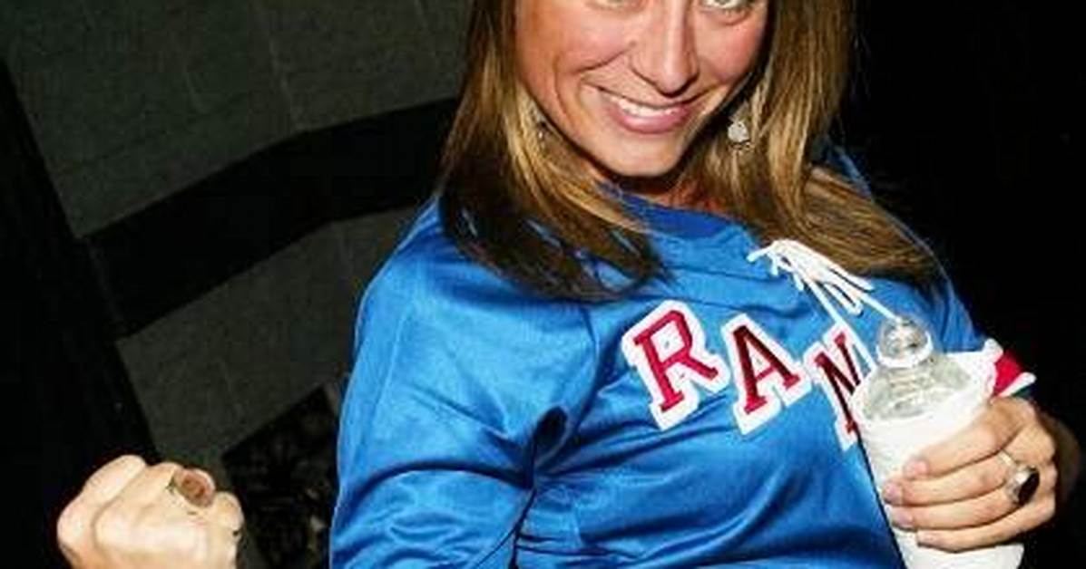 Tv Host of Trading Spaces Genevieve Gorder Marries Her Beau Christian Dunbar in Morocco