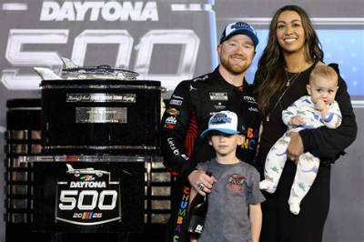 Tyler Reddick - Age, Family, Bio