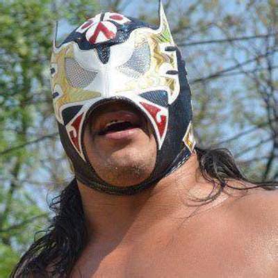 Ultimo Guerrero - Age, Family, Bio