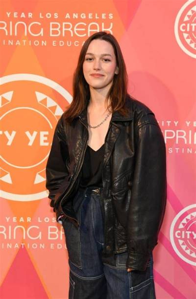 Victoria Pedretti Net Worth - Wiki, Age, Weight and Height, Relationships, Family, and More