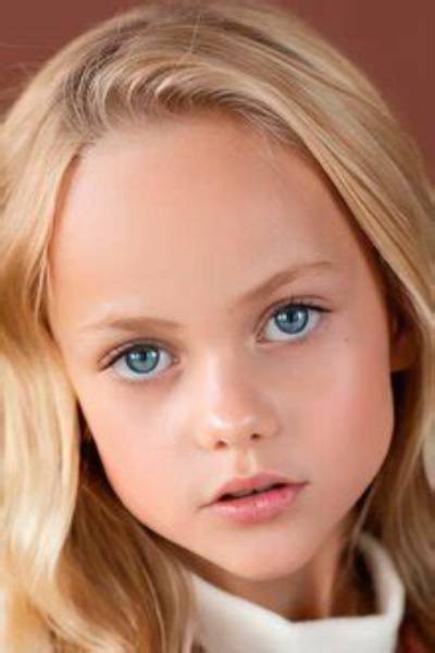 Violetta Antonova - Age, Family, Bio