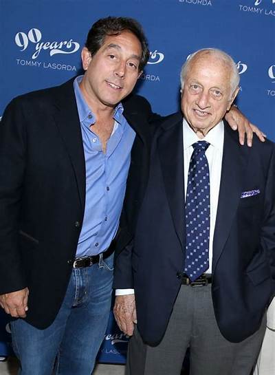 Warren Lichtenstein Net Worth - Wiki, Age, Weight and Height, Relationships, Family, and More