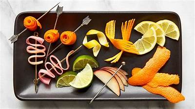 What Are the Types of Garnishes?