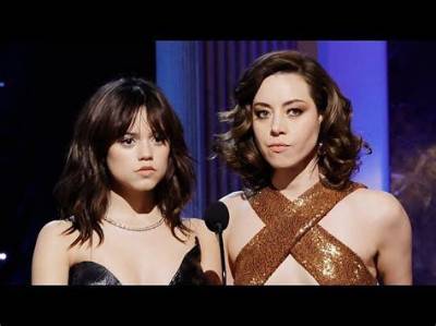 What Did Aubrey Plaza Say on Stage at the Sag Awards 2023? Video of Onstage Demeanor Goes Viral
