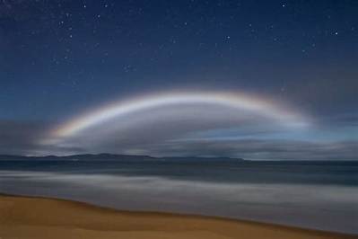 What Does a Moonbow Look Like?