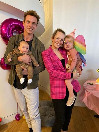 What Happened to Emily Wallis Mum? Mitch Wallis Mother in Law Death Cause – Her Name Age and Family