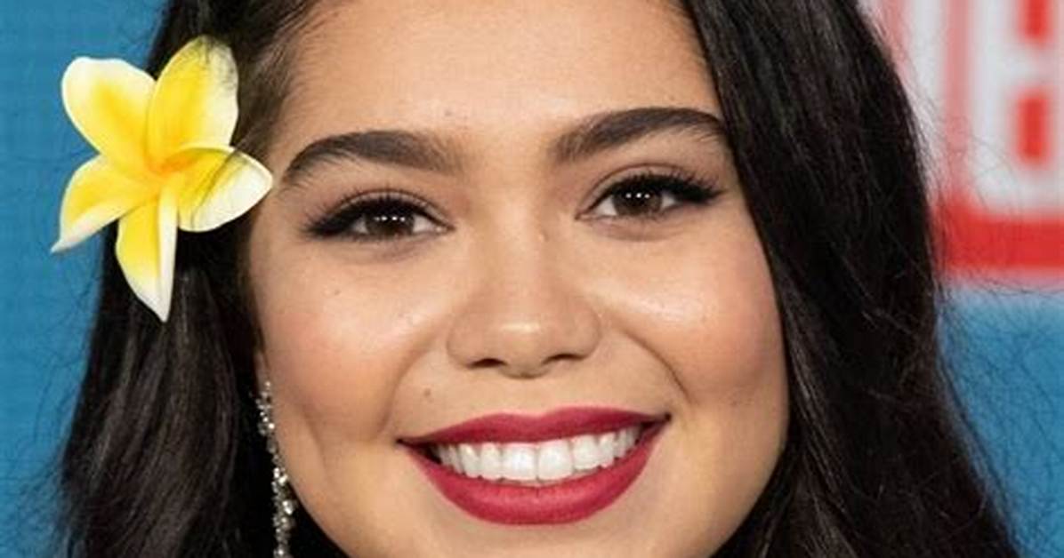What Is Auli’i Cravalho Nationality?