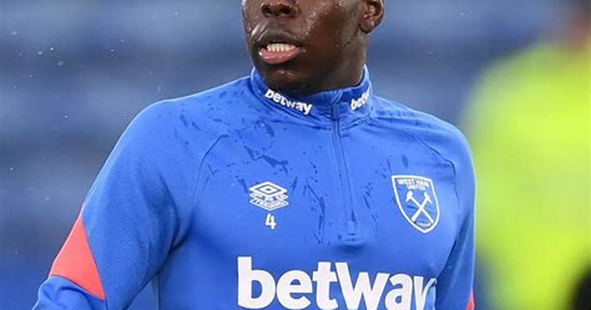 What Is Kurt Zouma Net Worth as He Is Fined More Than 250,000 Euros for the Cat Video? How Rich Is He?
