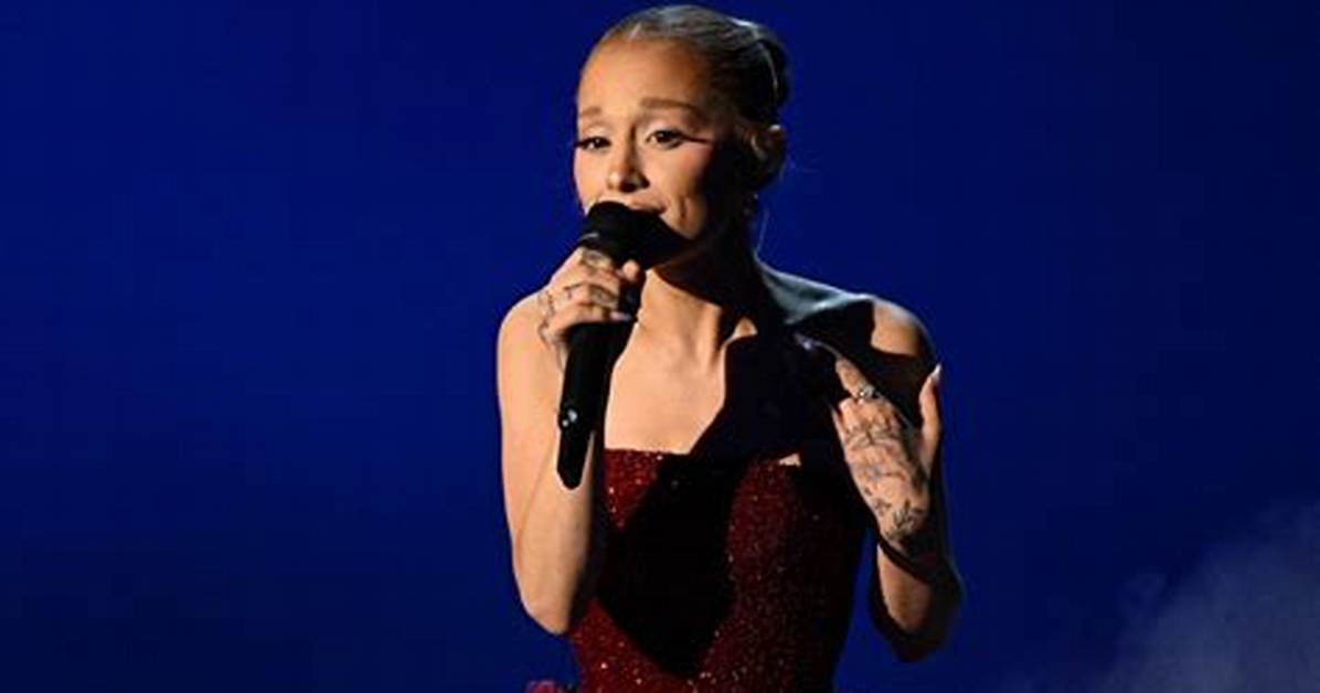 What We Know About Ariana Grande’s Feet, Shoe Size and Collections