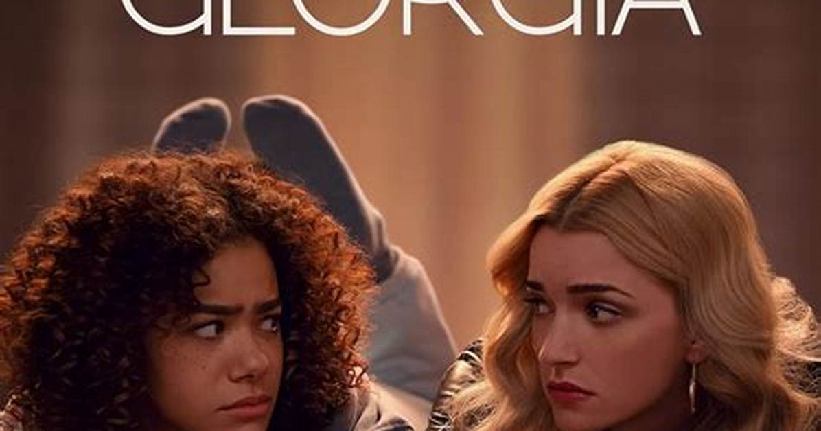 Where Was Ginny & Georgia Season 2 Filmed? (Is Wellsbury a Real Town?)