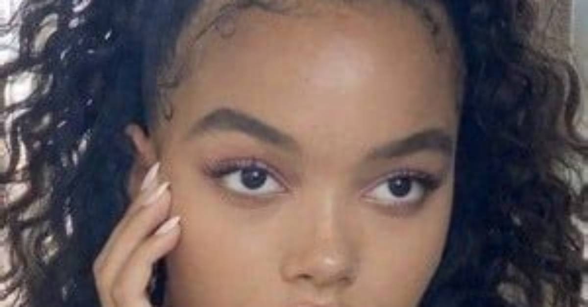 Whitney Peak - Age, Family, Bio