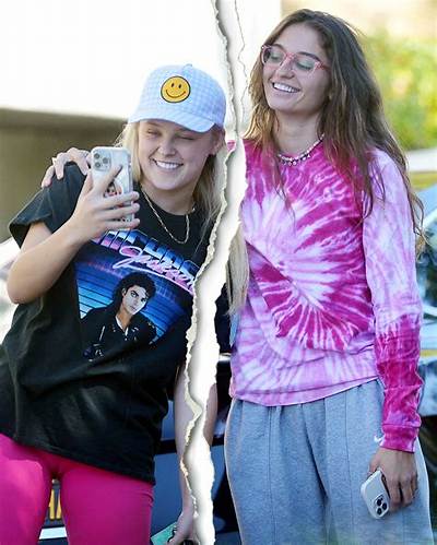 Who Are Avery Cyrus’ Parents? All We Know About Jojo Siwa’s Girlfriend