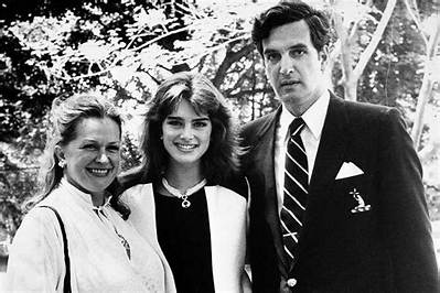 Who Are Brooke Shieldss Parents? Brooke Shields Biography, Parents Name, Nationality and More