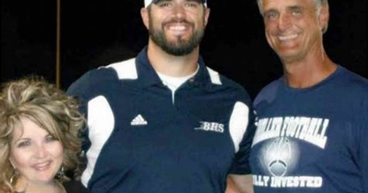 Who Are Derek Carrs Parents? Derek Carr Biography, Parents Name and More