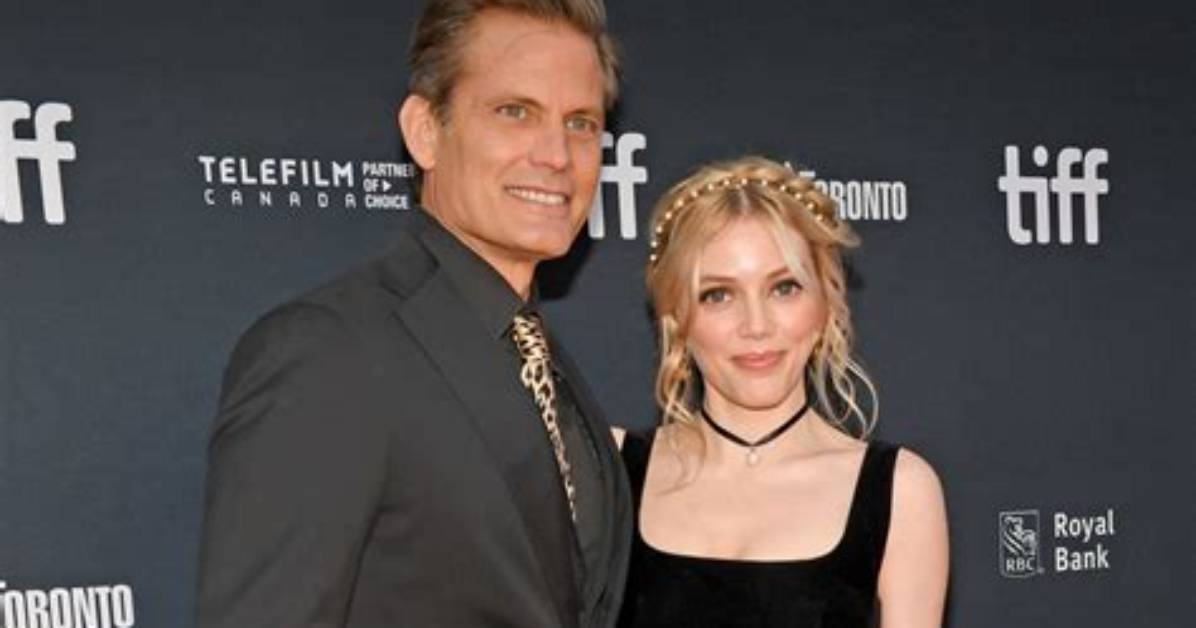 Who Are Grace Van Dien Parents Casper Van Dien and Carrie Mitchum? the Stranger Things Actress Has Famous Parents