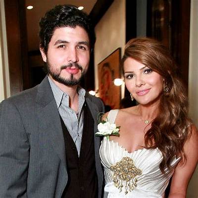 Who Is Ali Landry Married to?
