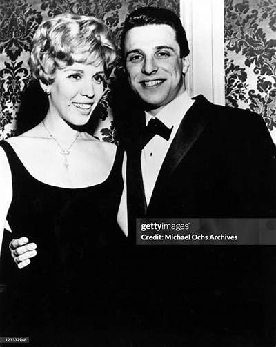 Who Is Barry Mann, Cynthia Weil’s Husband?