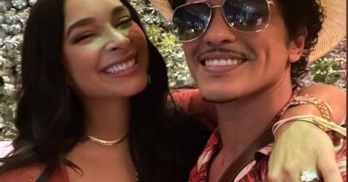 Who Is Bruno Mars Dating? Is Bruno Mars in a Relationship?