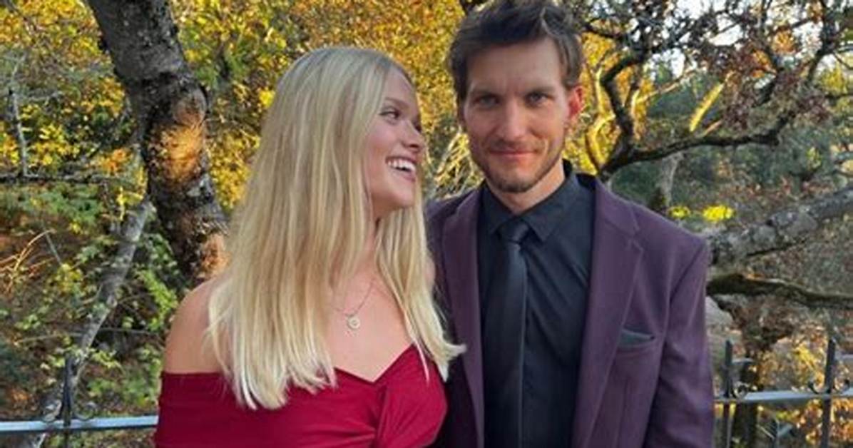 Who Is Carson Fagerbakke, Scott Michael Foster Girlfriend? Dating History and Relationship