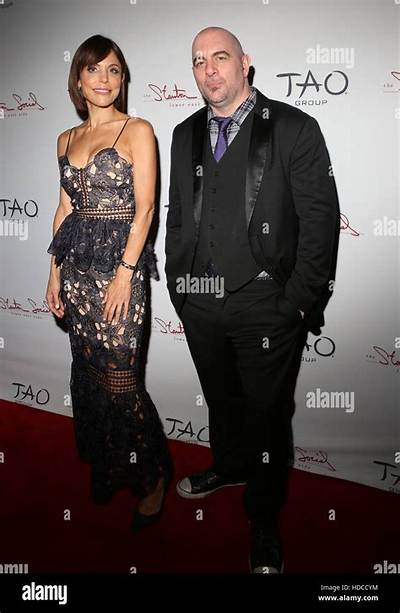 Who Is Chris Santos Wife, Taryn Santos? Explore His Married Life