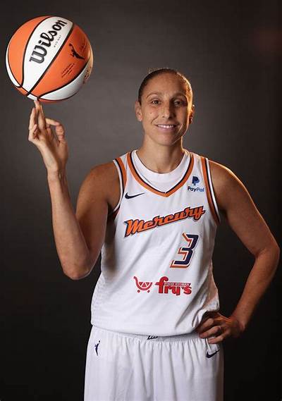 Who Is Diana Taurasi? Phoenix Mercury Legend Becomes First Wnba Player to Reach 10,000 Points