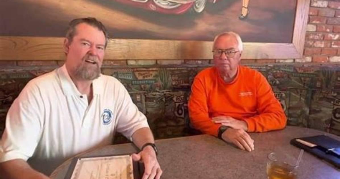 Who Is Flash Shelton? Handyman Tricks California Squatters into Vacating Mother’s Residence, Leaving Netizens Impressed