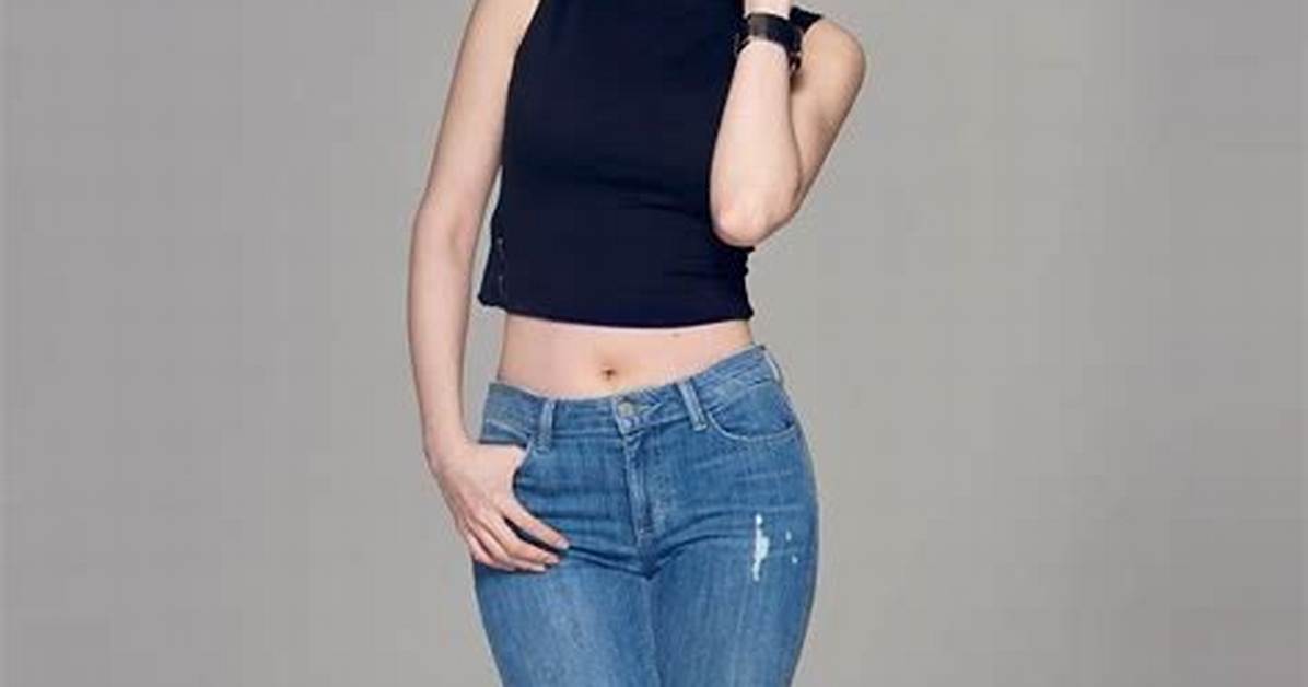 Who Is Hello Venus Actress, Kwan Nara Dating? Know Her Relationship Status and Her Net Worth