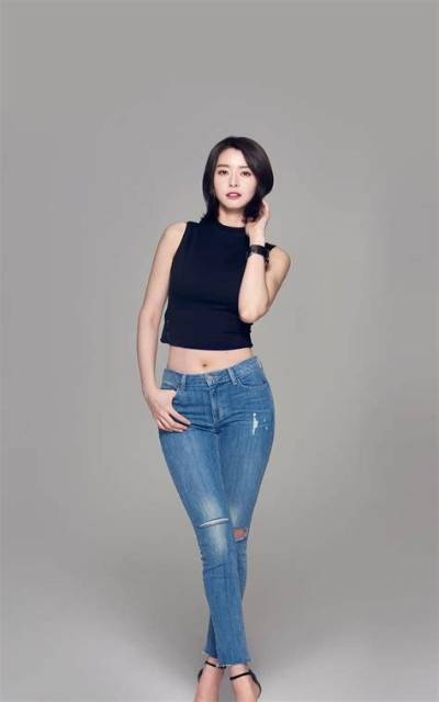 Who Is Hello Venus Actress, Kwan Nara Dating? Know Her Relationship Status and Her Net Worth
