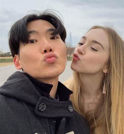 Who Is Hojusara Boyfriend? Unknown Facts on the Youtuber