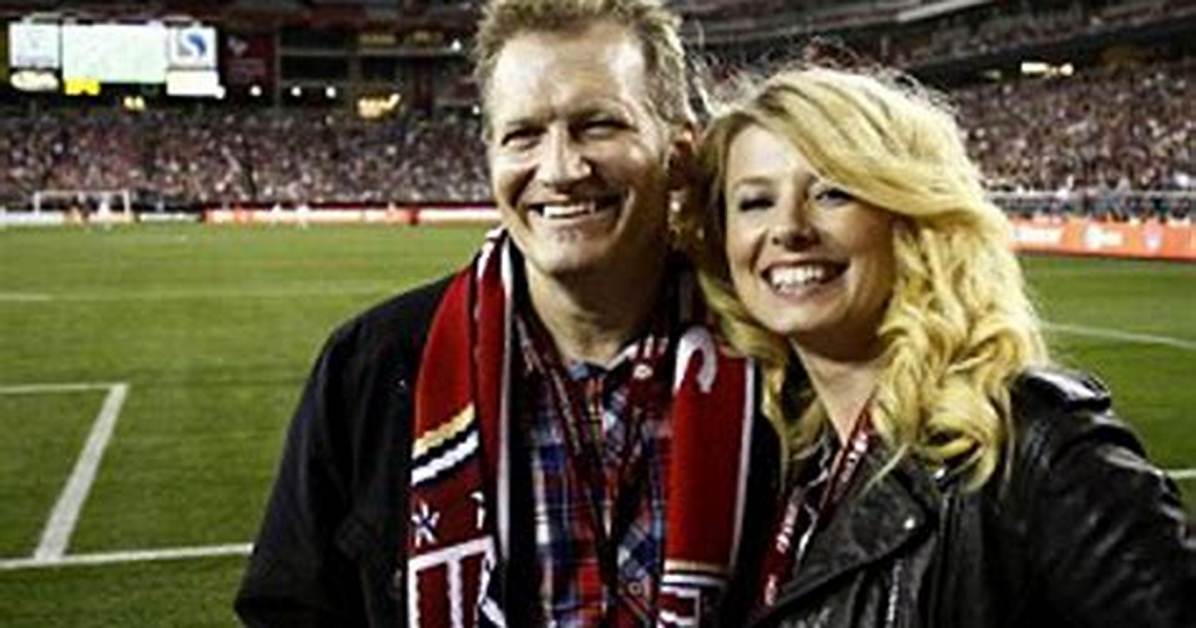Who Is Kelley Whilden? Know About Her Relationship with Drew Carey, Early Life, Net Worth, Social Media, Biography