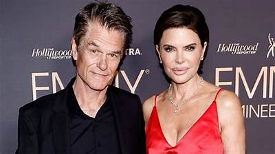 Who Is Lisa Rinna Married to? Lisa Rinnas Husband, Age, Filmography, Daughter, Networth