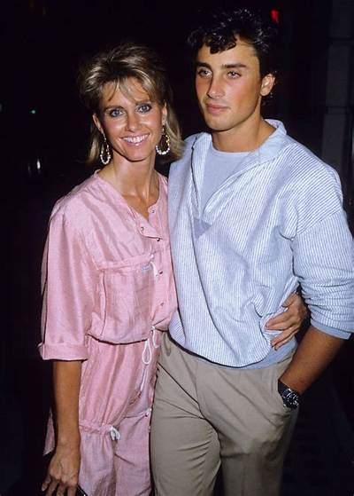 Who Is Matt Lattanzi? Meet Olivia Newton-John’s First Husband, Ex-Wife Death Cause