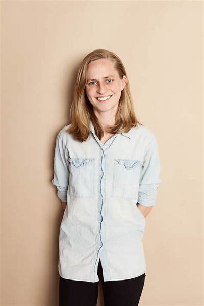 Who Is Molly Hensley-Clancy, Mana Shim Partner? Relationship Timeline 2023