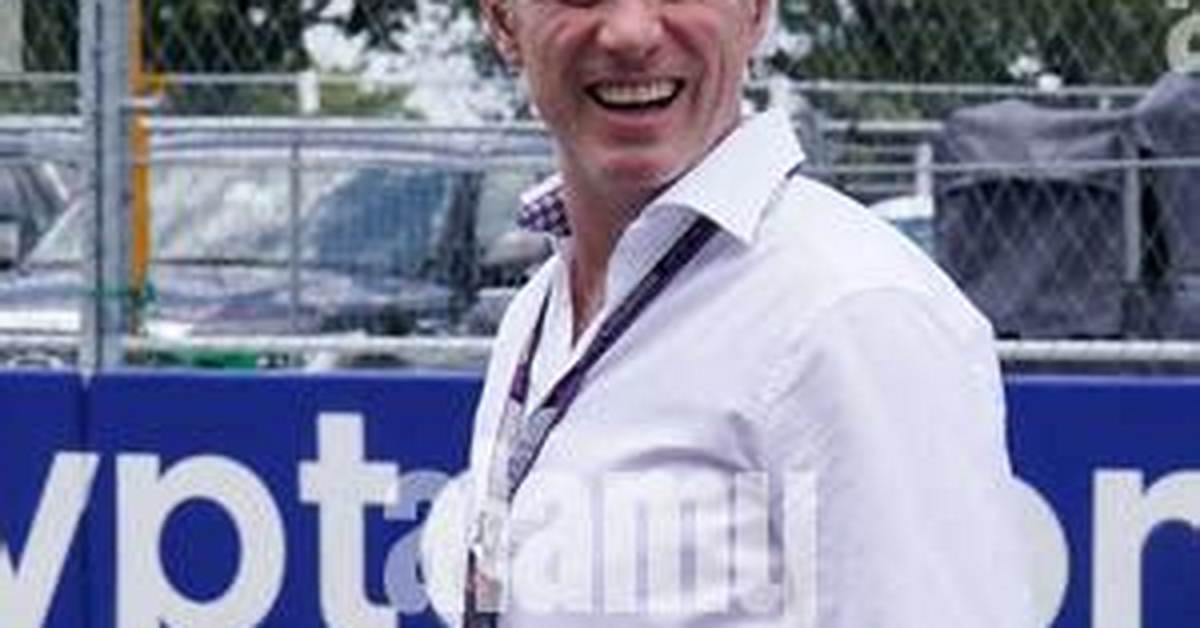 Who Is Sky F1 Presenter Simon Lazenby Married to? Everything on His Wife & Net Worth