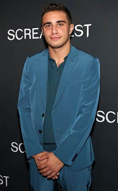 Who Is the Mandalorian Actor, Jake Cannavale Dating? Know His Relationship Status