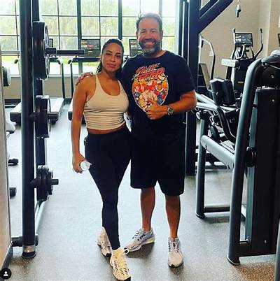 Who Is Yessinia Gonzalez, Erik Compton’s Wife?